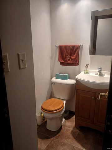 4205 Sampson Street, South Bend, IN 46614