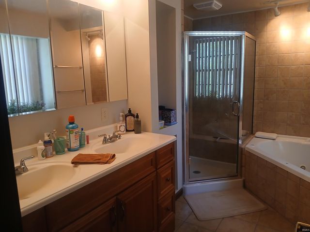 4205 Sampson Street, South Bend, IN 46614