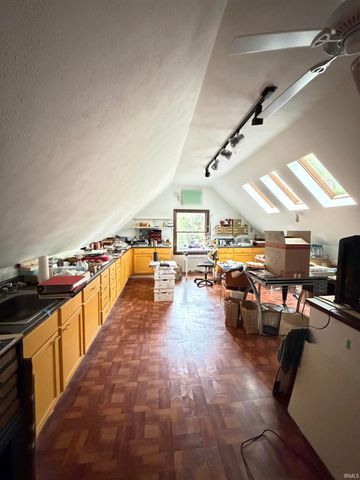4205 Sampson Street, South Bend, IN 46614