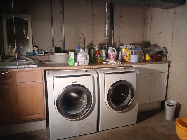 4205 Sampson Street, South Bend, IN 46614