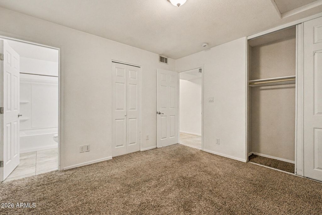 Image 17 of property listing at 2245 N 28TH Street, Phoenix, AZ 85008