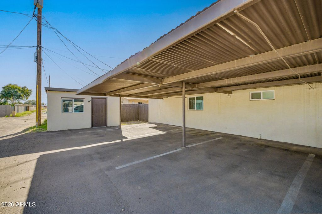 Image 39 of property listing at 2245 N 28TH Street, Phoenix, AZ 85008