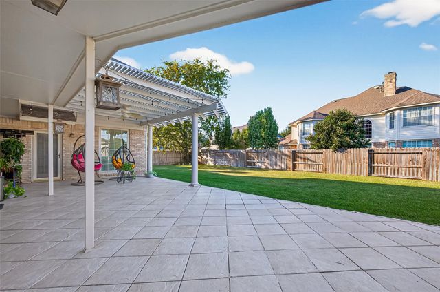 4206 Clearwater Court, Missouri City, TX 77459