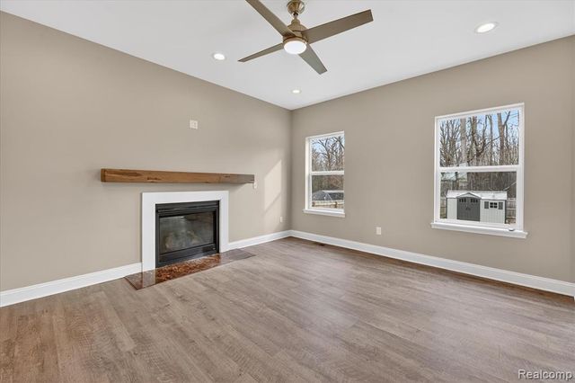 14131 Eastview Drive, Fenton, MI 48430