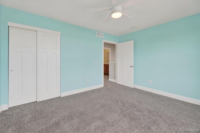 14131 Eastview Drive, Fenton, MI 48430