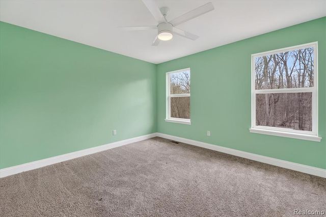 14131 Eastview Drive, Fenton, MI 48430