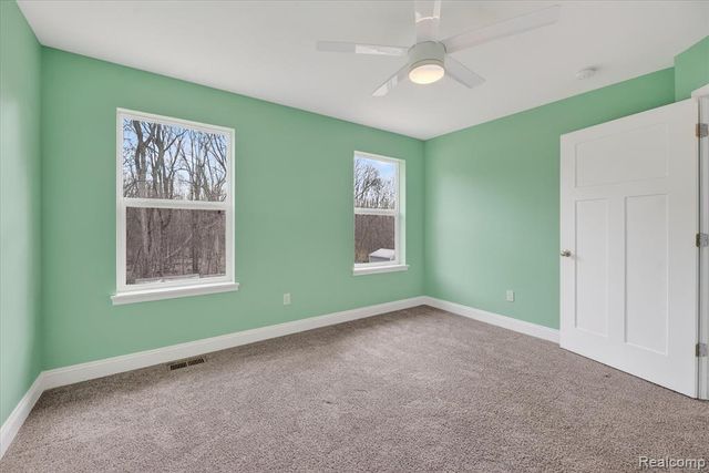 14131 Eastview Drive, Fenton, MI 48430