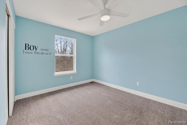14131 Eastview Drive, Fenton, MI 48430