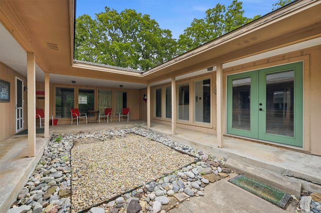 372 Lakepoint Loop, Pottsboro, TX 75076