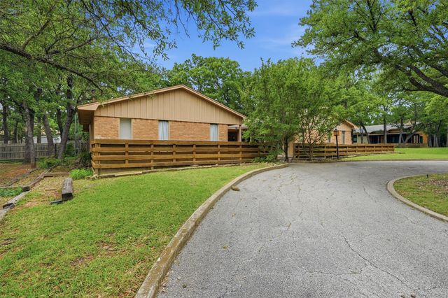 372 Lakepoint Loop, Pottsboro, TX 75076