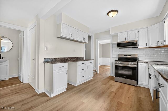 3221 Killian Road, Uniontown, OH 44685