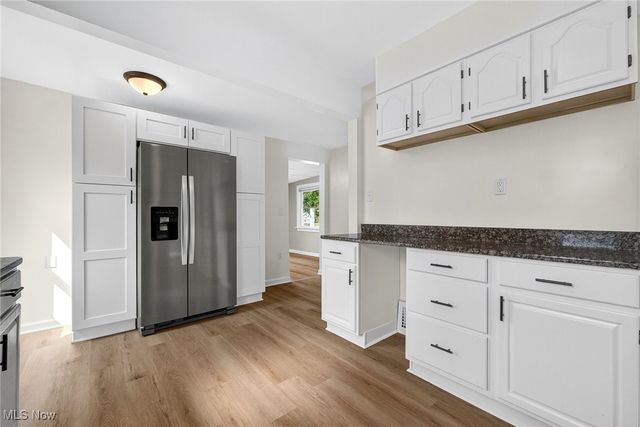 3221 Killian Road, Uniontown, OH 44685