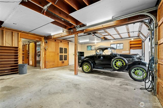 14505 84th Avenue NE, Kenmore, WA 98028