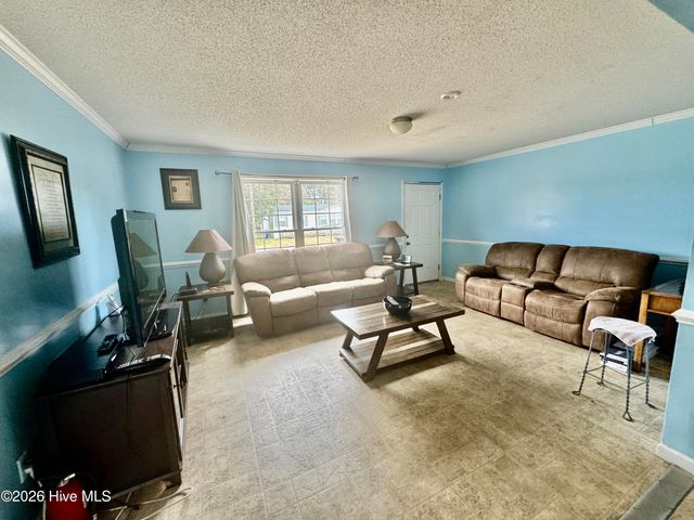 102 Earl Avenue, Beaufort, NC 28516