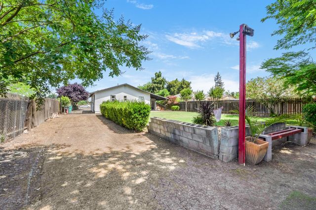5624 E Washington St, Stockton, CA 95215