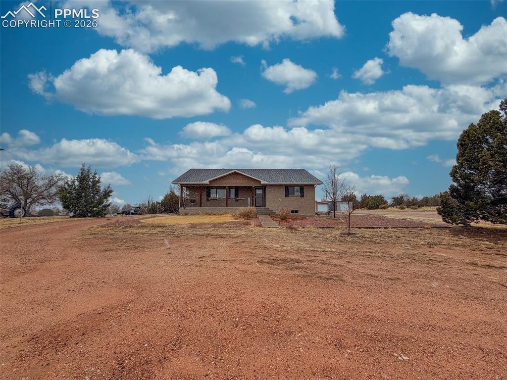 855 Marilyn Drive, Penrose, CO 81240 — photo 2