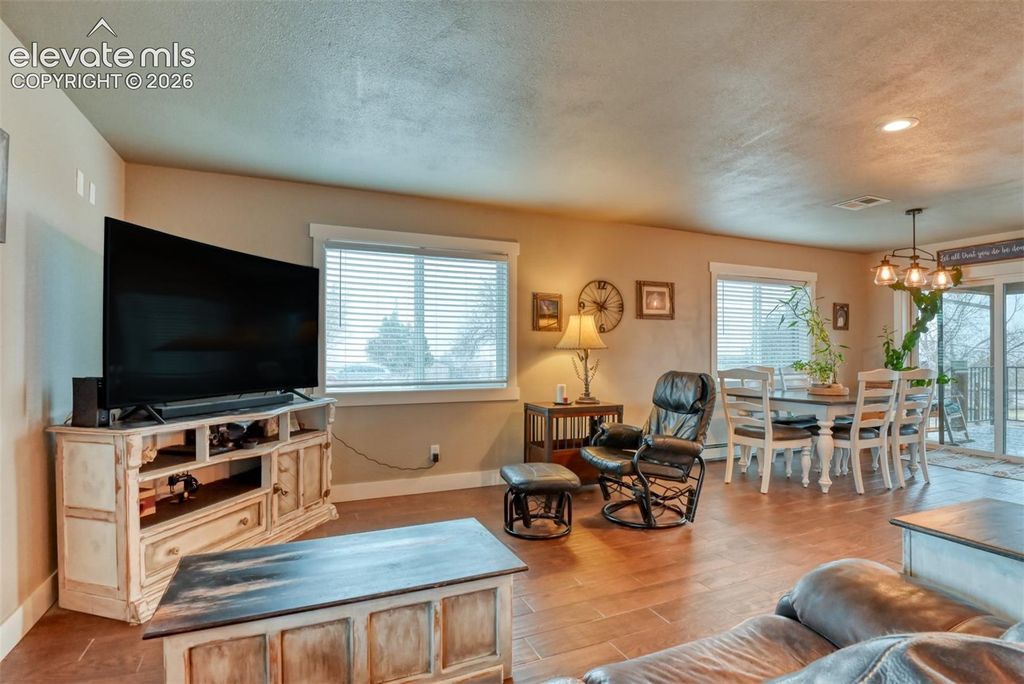855 Marilyn Drive, Penrose, CO 81240 — photo 5