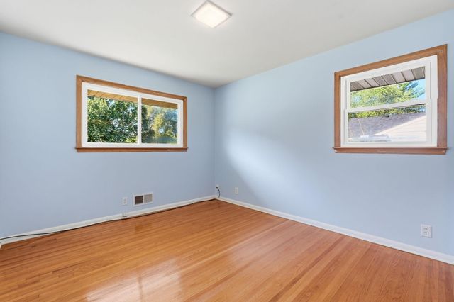 5300 Circle Down, Golden Valley, MN 55416