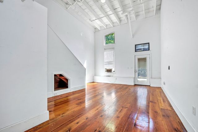 57 Brookside Ave 12, Boston, MA 02130