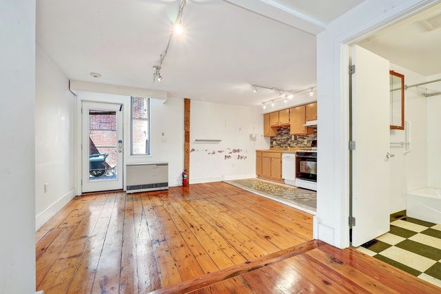 57 Brookside Ave 12, Boston, MA 02130