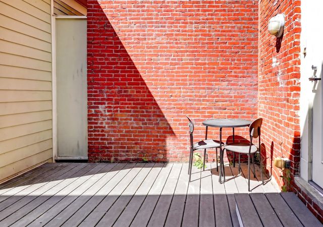 57 Brookside Ave 12, Boston, MA 02130