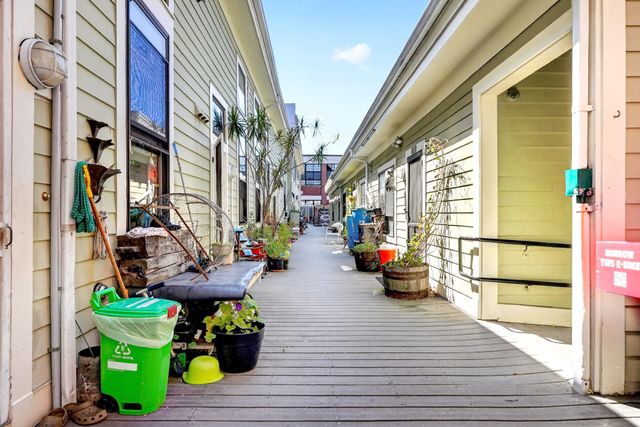 57 Brookside Ave 12, Boston, MA 02130