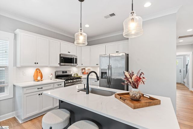 115 Lilia Hill Circle, Greenville, SC 29607