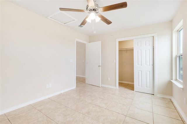 2200 Creekside LN D, Georgetown, TX 78626