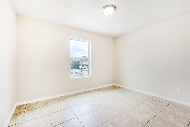 2200 Creekside LN D, Georgetown, TX 78626