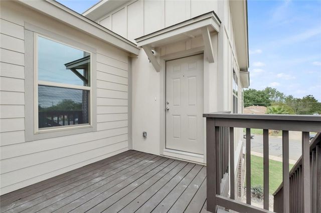2200 Creekside LN D, Georgetown, TX 78626