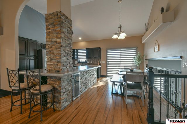 8933 Prairie Village Court, Lincoln, NE 68507