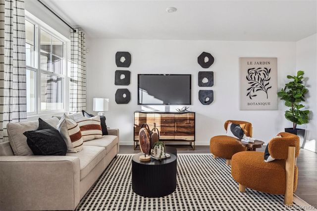 932 Logan Peak Way, Berthoud, CO 80513