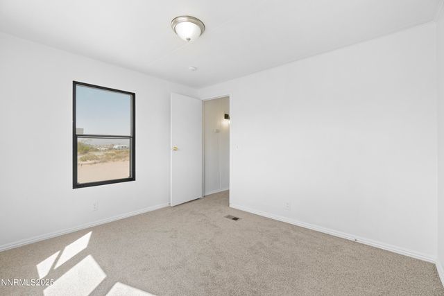 9 Stanley Lane, Yerington, NV 89447