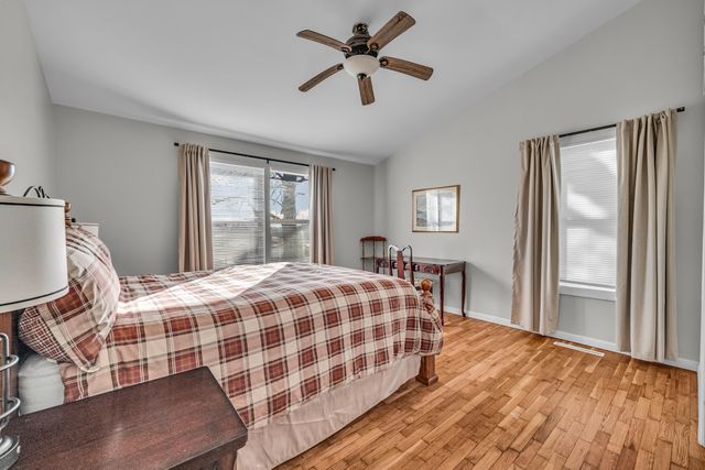 99 1st Street, Gainesville, MO 65655