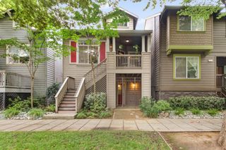 1205 Q St, Sacramento, CA 95811