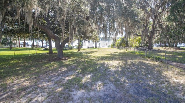 8443 LILLY LAKE ROAD, Melrose, FL 32666