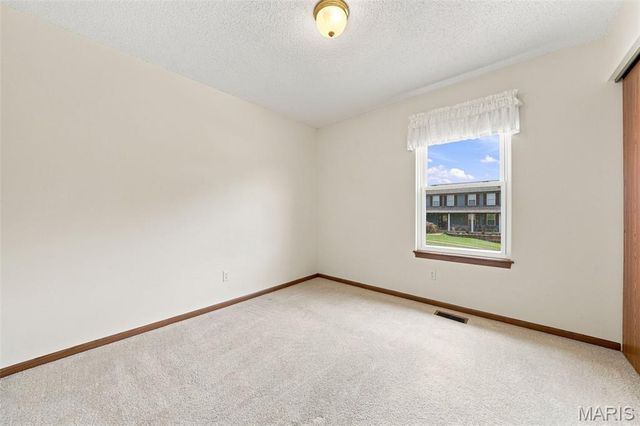 3235 Rosedale Drive, Arnold, MO 63010