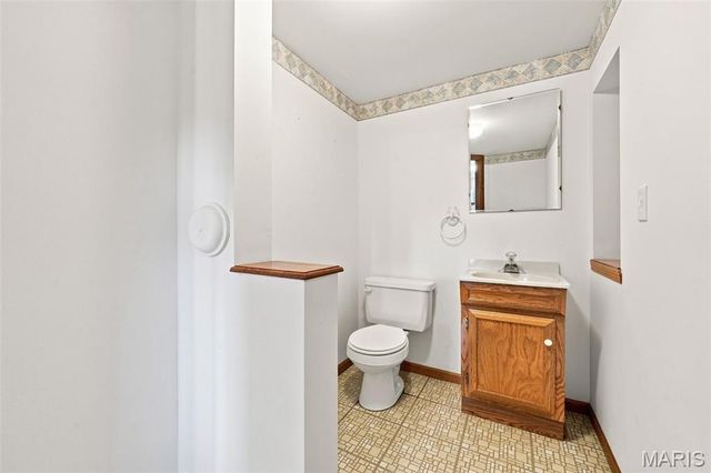 3235 Rosedale Drive, Arnold, MO 63010