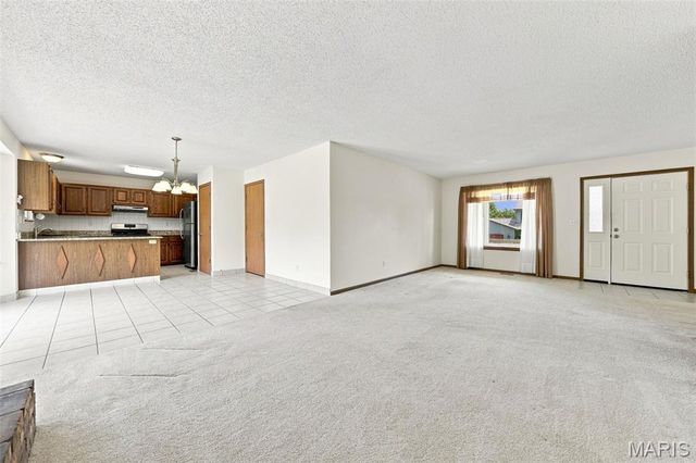 3235 Rosedale Drive, Arnold, MO 63010