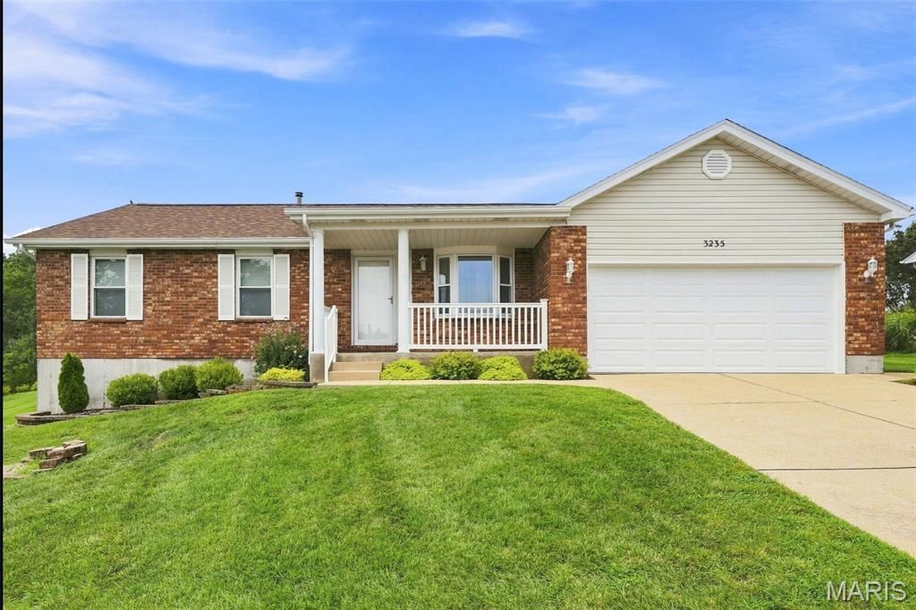 3235 Rosedale Drive, Arnold, MO 63010