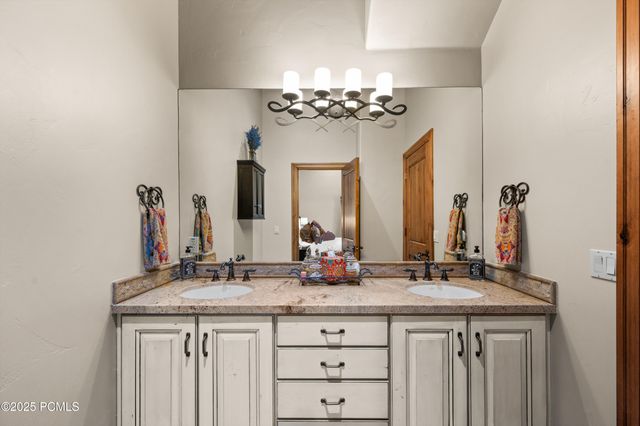 8020 Glenwild Drive, Park City, UT 84098