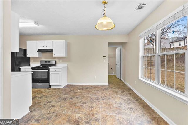 304 Shasta Lane, Mcdonough, GA 30253