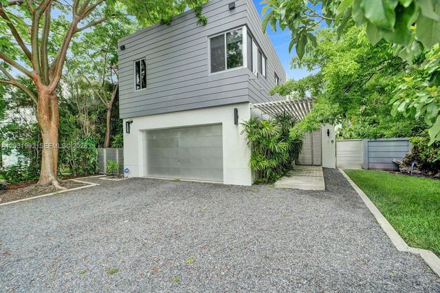 6340 SW 80th St, Miami, FL 33143