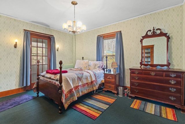 35 Chesterfield Rd, Worcester, MA 01602