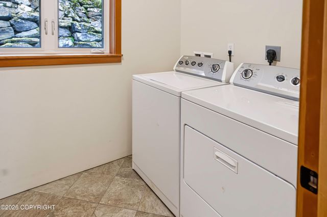 8516 S Tongass Highway, Ketchikan, AK 99901
