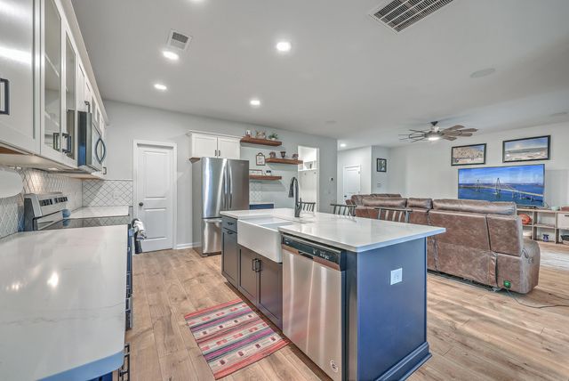 132 Mcclellan Way, Summerville, SC 29483