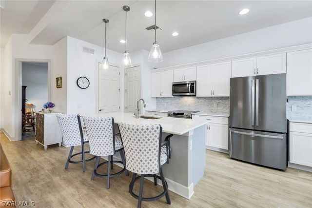 9065 Siesta Bay DR, Naples, FL 34120