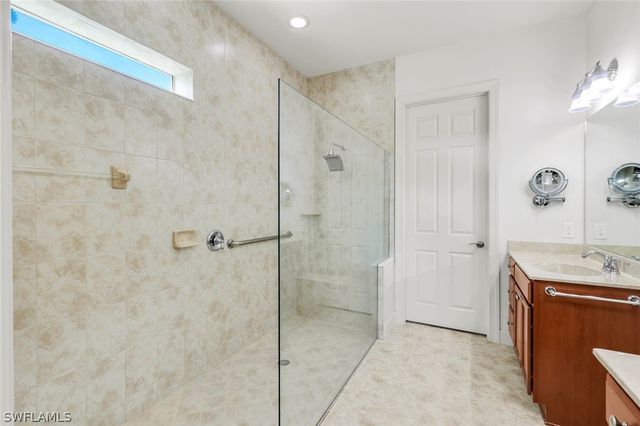 9065 Siesta Bay DR, Naples, FL 34120