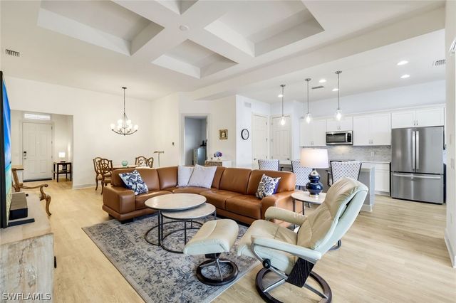 9065 Siesta Bay DR, Naples, FL 34120