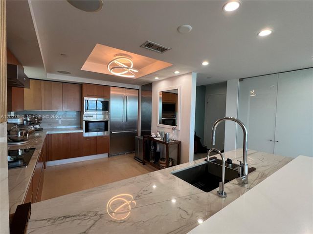 1331 Brickell Bay Dr BL-48, Miami, FL 33131